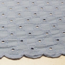 Broderie anglaise 3